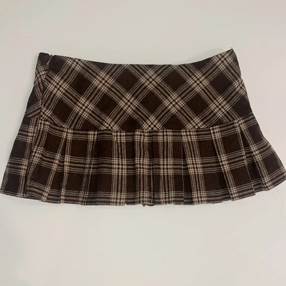 SHEIN Brown Plaid Mini Skirt - Picture 6 of 8